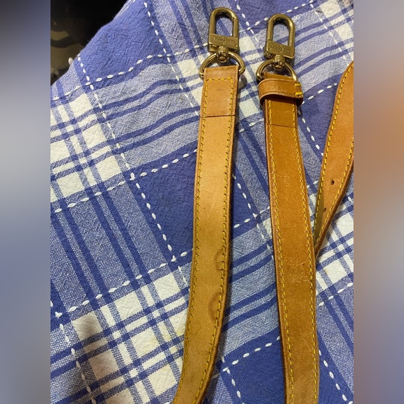 Louis Vuitton Vachetta Adjustable Keepall Bandoulière leather Strap - Picture 9 of 9